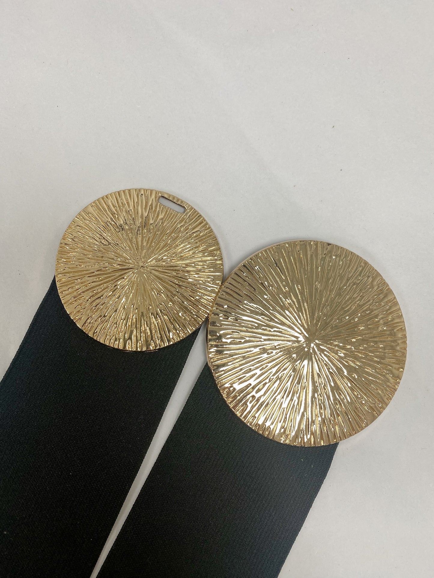 Circle Gold Buckle Belt