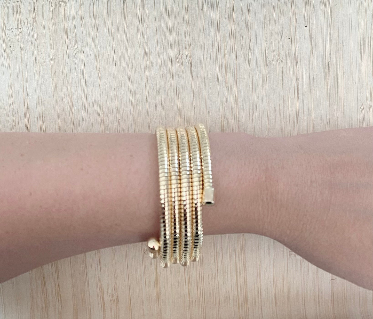 Twist Gold Cuff