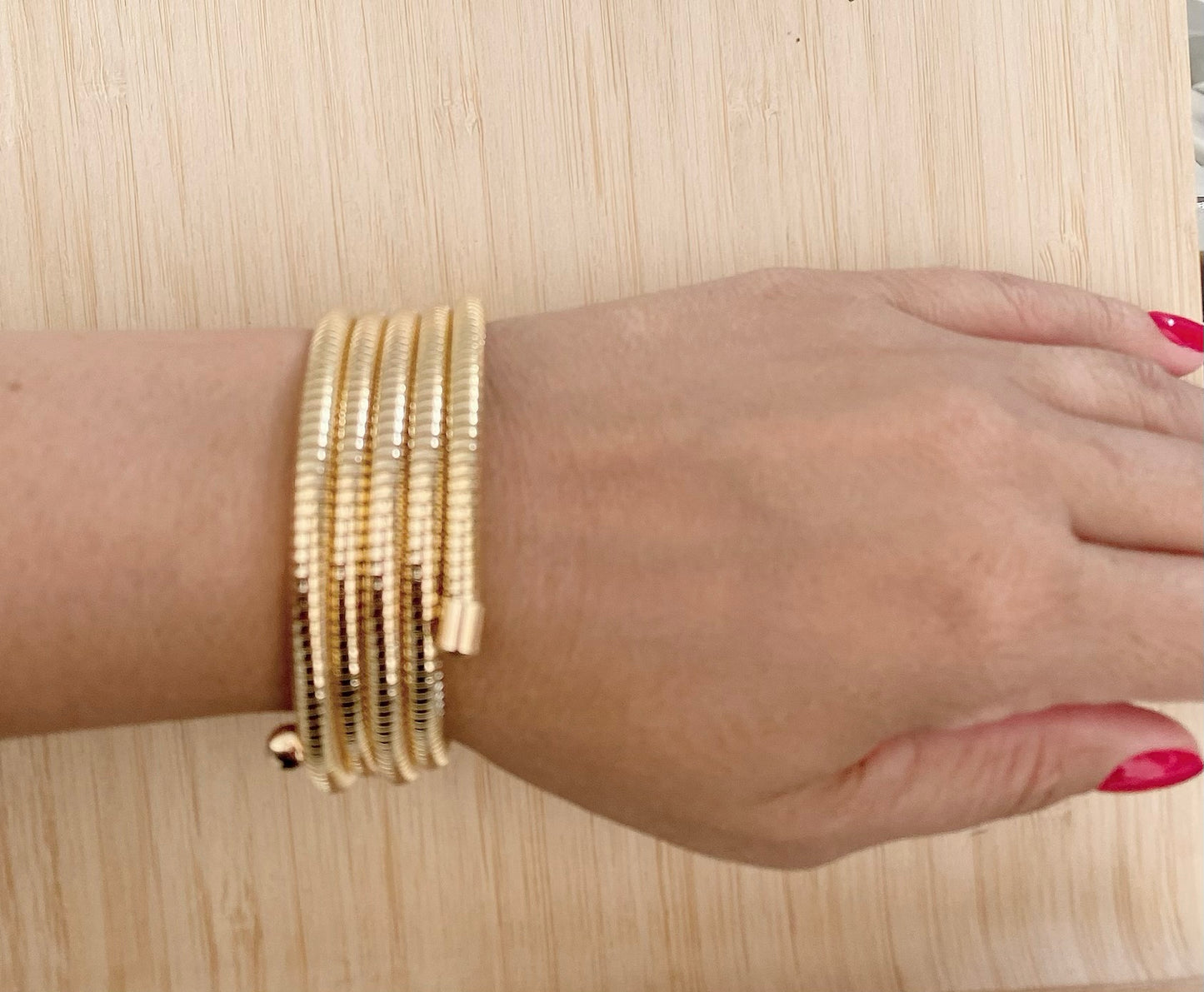 Twist Gold Cuff
