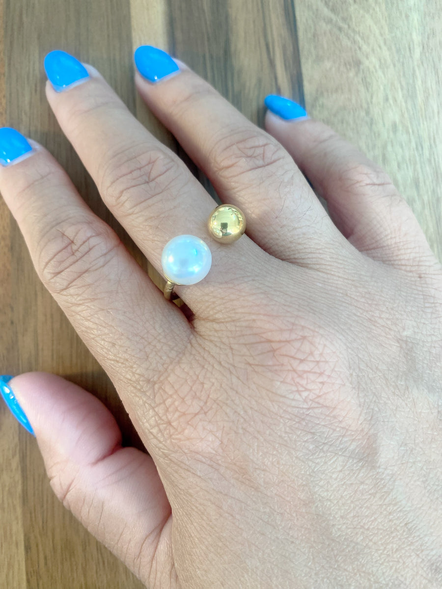 Pearl & Gold Spheres Ring