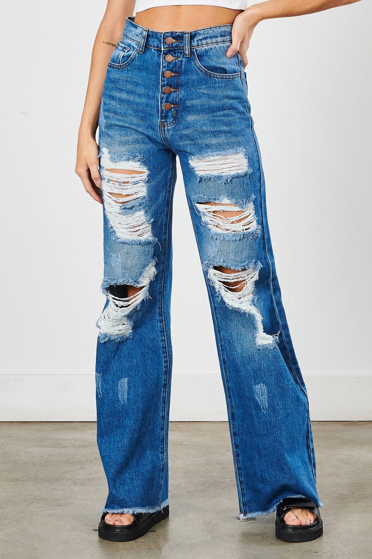 Distressed Wide Leg Jeans