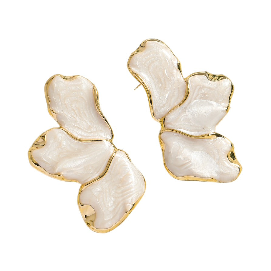 White Petals Earrings