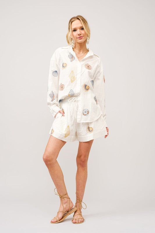 Seashell Embroidered Set