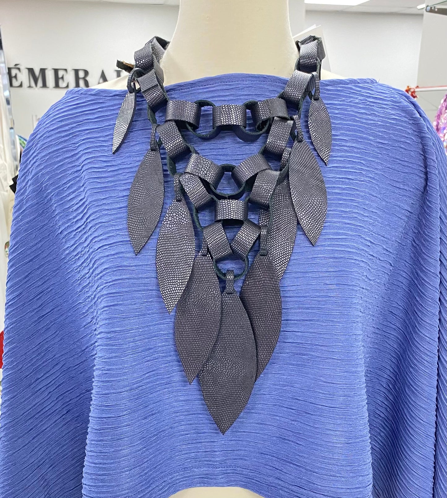 Pewter Black Necklace