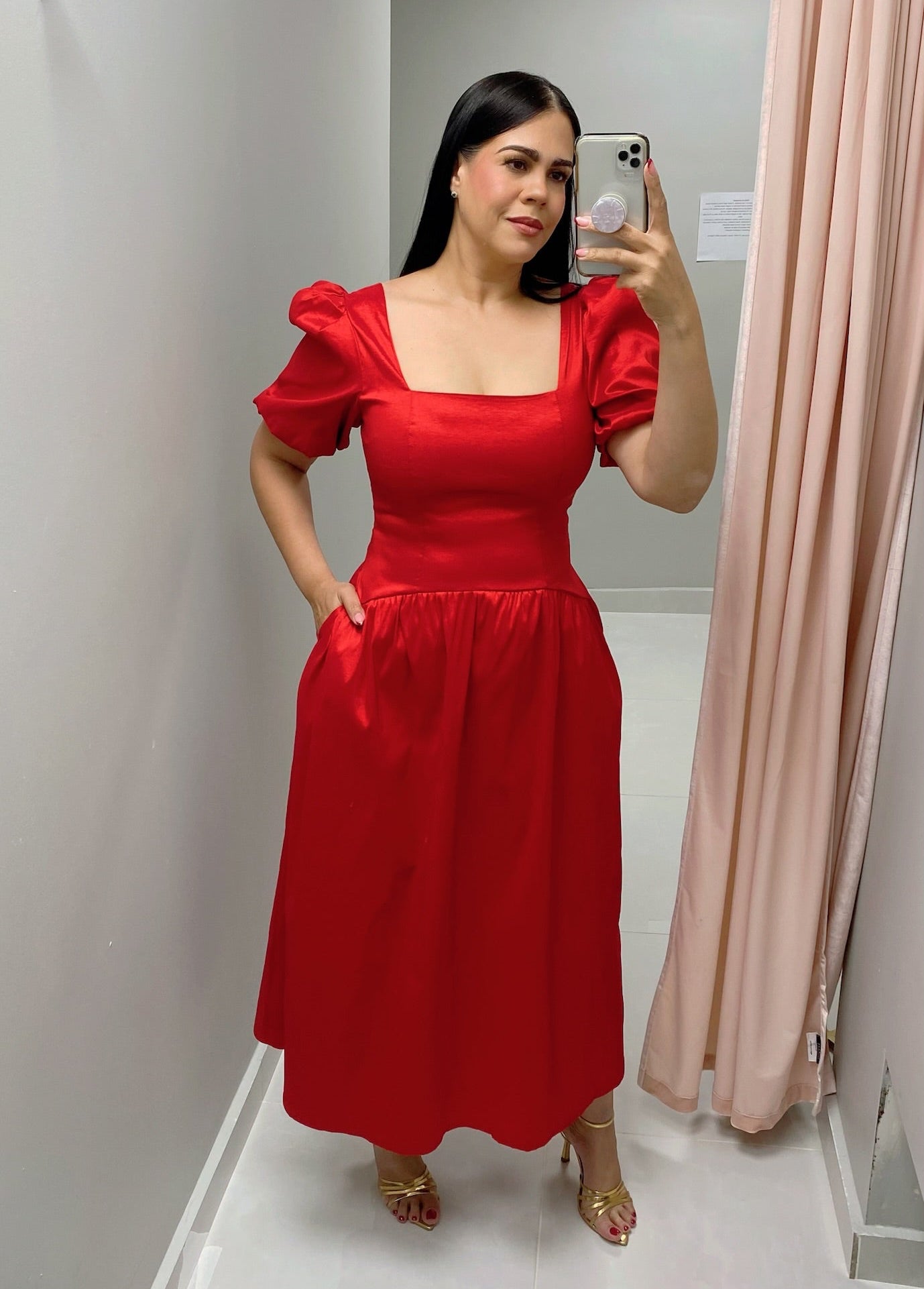 Noelia Red Dress